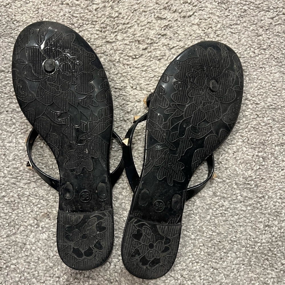 Olivia miller Black Bow Studded Thong Sandals Flip Flops Shoes Sz 38 / Sz 7.5 - Picture 2 of 2